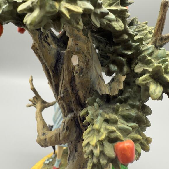Franklin Mint Wizard of Oz Dorothy and Wicked Apple Tree Figurine Read - Picture 9 of 12